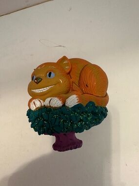 Dept 56 Alice in Wonderland Cheshire Cat Christmas Ornament